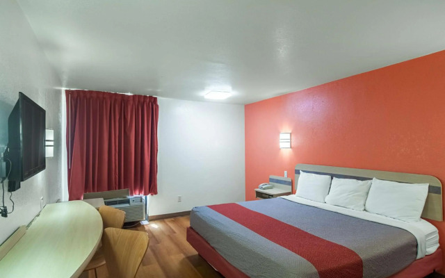 Motel 6 Oklahoma City, OK - South