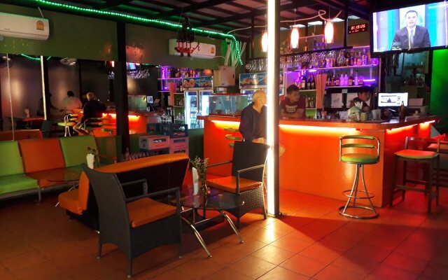 CV25 Guesthouse