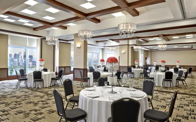 Four Points by Sheraton Calgary Airport