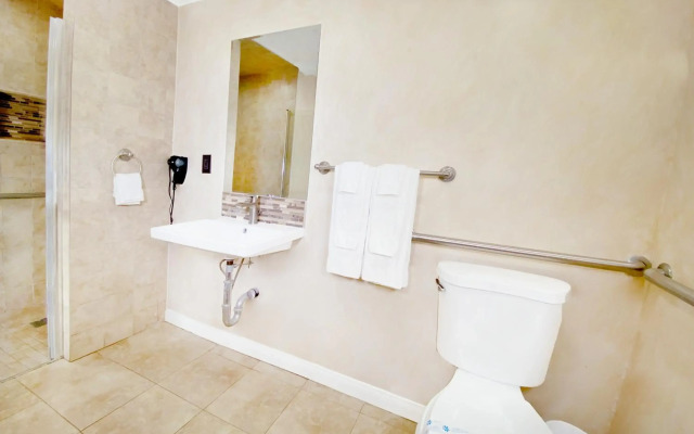 Nite Inn - Walking Distance to Universal Studios Hollywood
