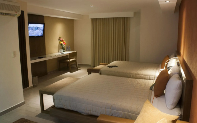 Hotel Puerta Del Sol