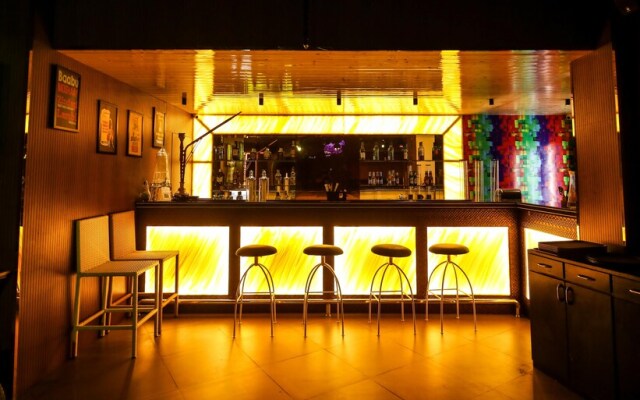 Hotel kaki