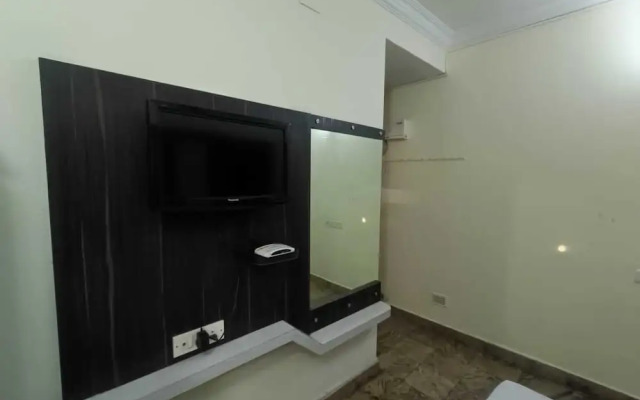 The Dolphin Park Hotel