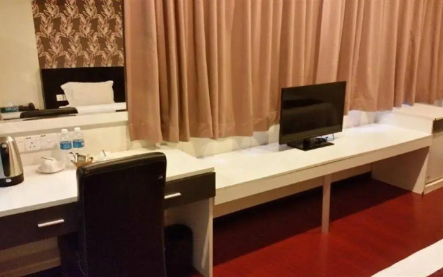 Prince Hotel