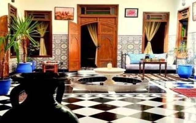Riad Rose Meryam