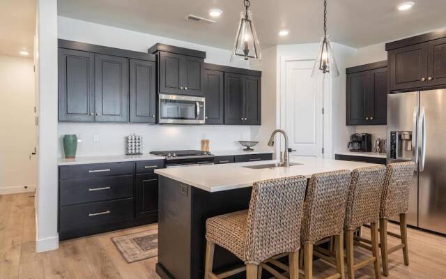 Desert Azul by RedAwning