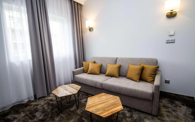 Best Western Plus Premium Inn