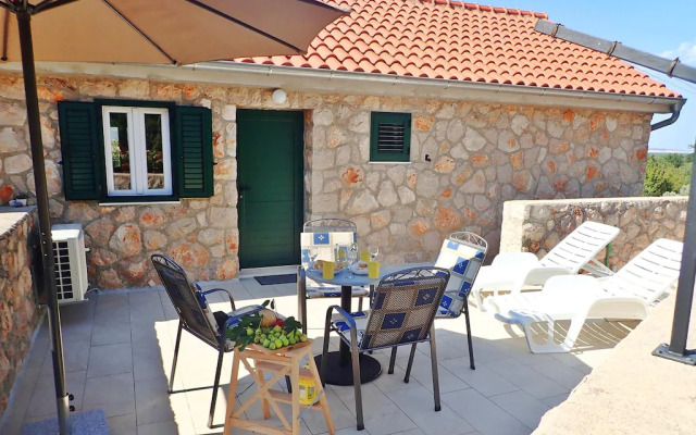 Holiday home Mareta in Seline, Paklenica in a beautiful surrounding