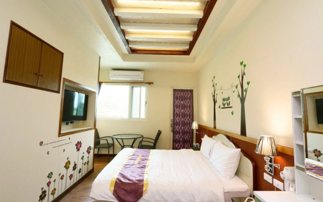 Ruisui Palm Lakes B&B