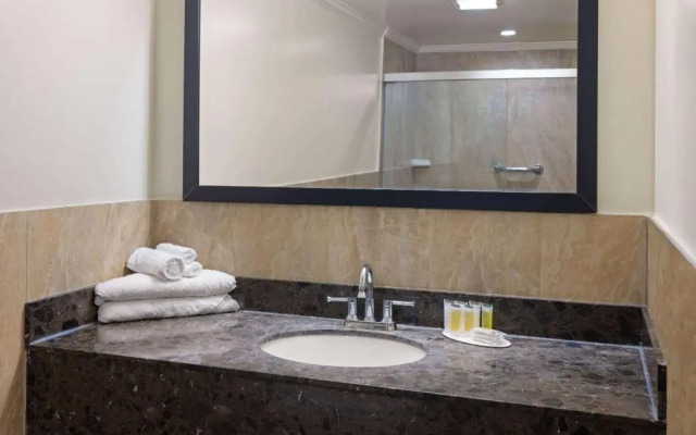 Travelodge Manhasset