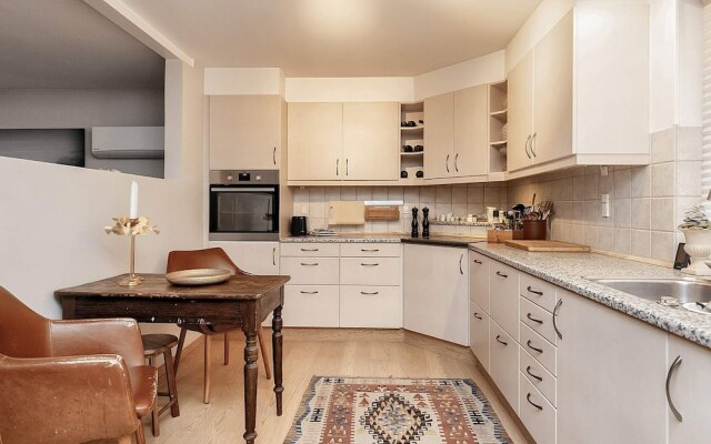 10 Person Holiday Home in Albaek