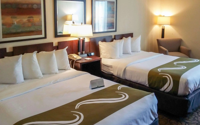 Quality Inn & Suites Escanaba North