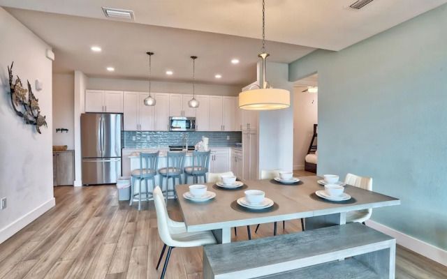The Harbor Condo 308 - Premier