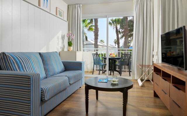 H10 Ocean Suites