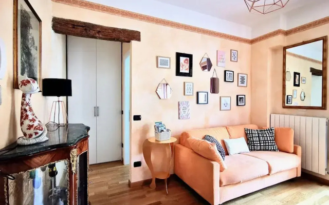 Al Lago by Design Studio