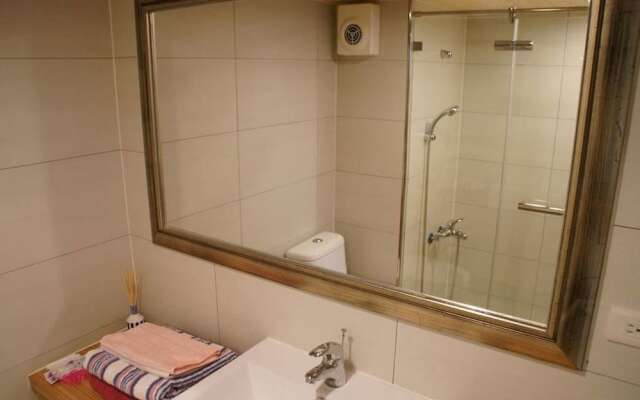 Qianshuwan Apartment