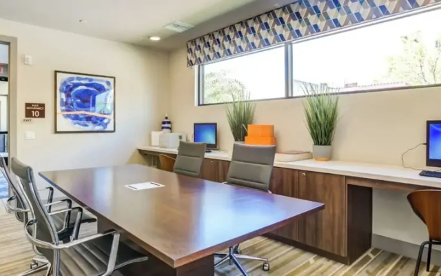 Landing Glendale Arrowhead