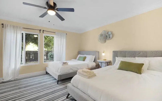 Forman by Avantstay Pool, Near Hollywood Studios