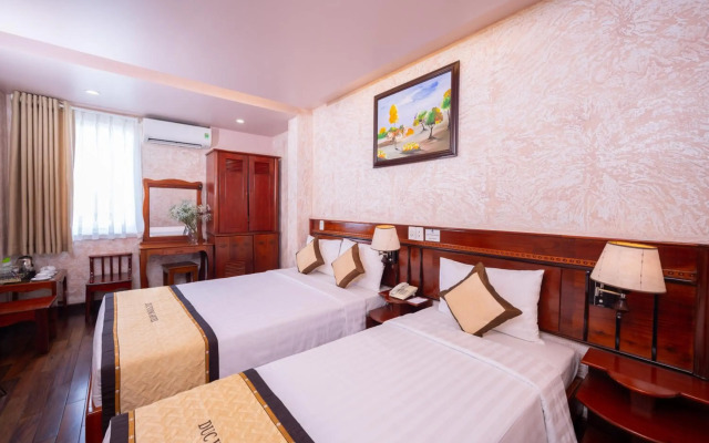 Duc Vuong Saigon Hotel - Bui Vien