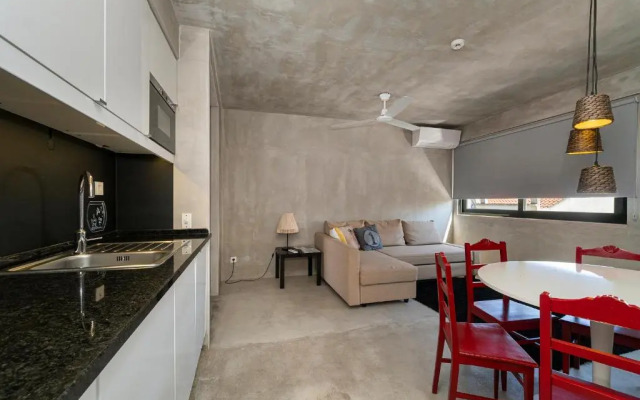 N1 Hostel Apartments & Suites