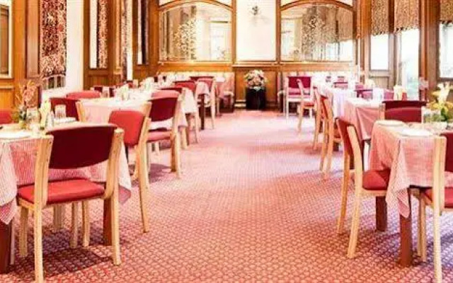 Regent Andheri Hotel