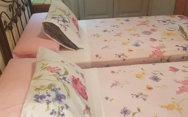 Stylish And Spacious 1 Bedroom Flat In Trendy Area