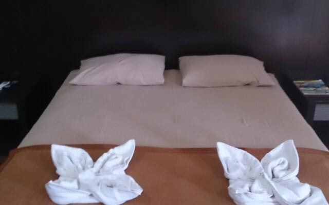 Quint Hotel