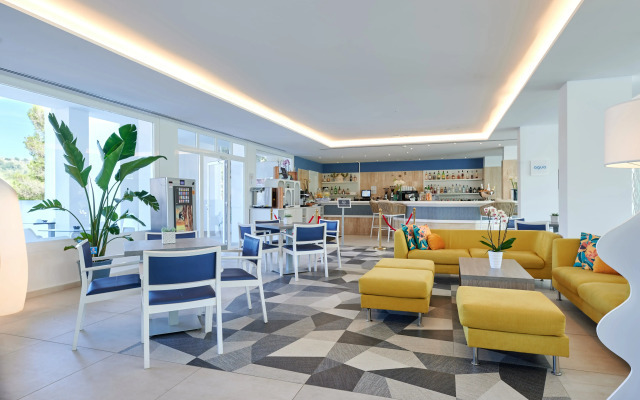 Roc Carolina Hotel