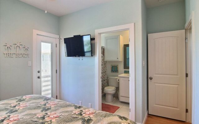 Jellyfish Home 39 by RedAwning