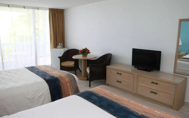 Mangrove Beach Corendon Curacao All-Inclusive Resort, Curio by Hilton