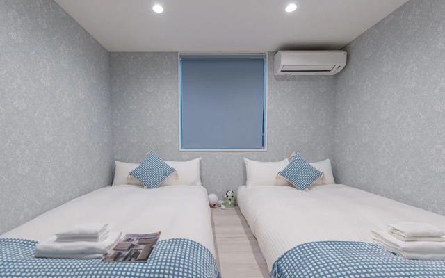 Nishikujo Maison Le Bleu Chigusa