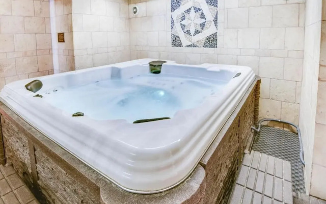 Plaza Suites Downtown New Orleans