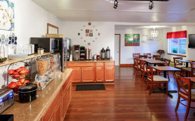 Travelodge by Wyndham Chehalis