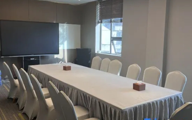 Me Young Me House Hotel (Changsha Wuyi Square Helong Stadium Branch) – Business – Changsha