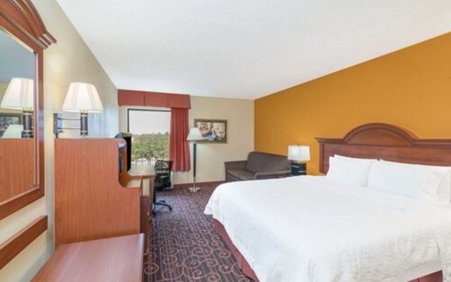 Hamilton Inn Bessemer, AL - Birmingham