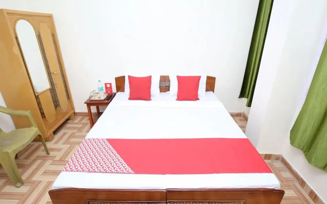 OYO 13667 Home 2RK Pine Forest View Bharari