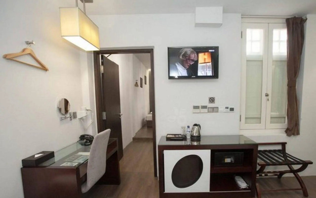Bliss Hotel Singapore
