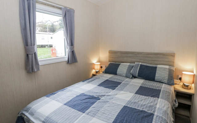 Brynowen Holiday Park - 22432