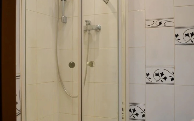 Port House Home Mini Hotel