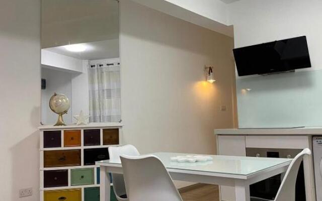 Lovely (new) apartment near beach
