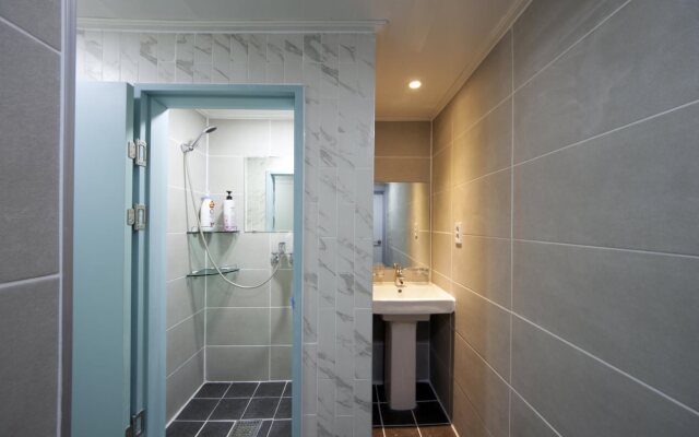 G Guesthouse Hongdae