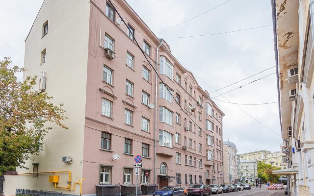 Rent Flat In Moscow On 4Th Rostovsky Lane