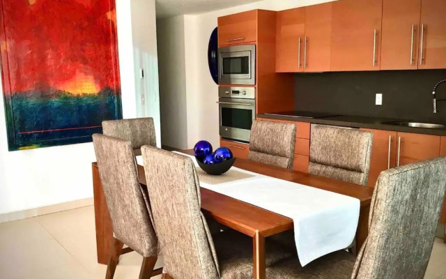Departamentos Oceanfront Icon Vallarta
