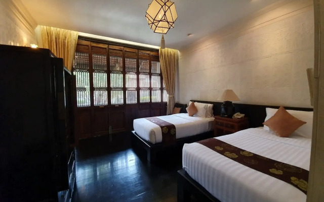 Tharaburi Resort Sukhothai