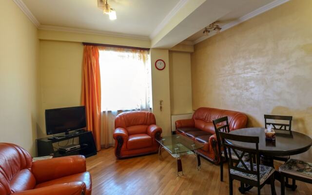 RIS Central Apartments Yerevan