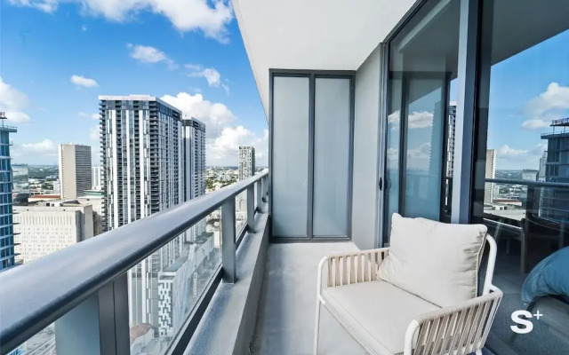 Miami Luxury Studio With City View