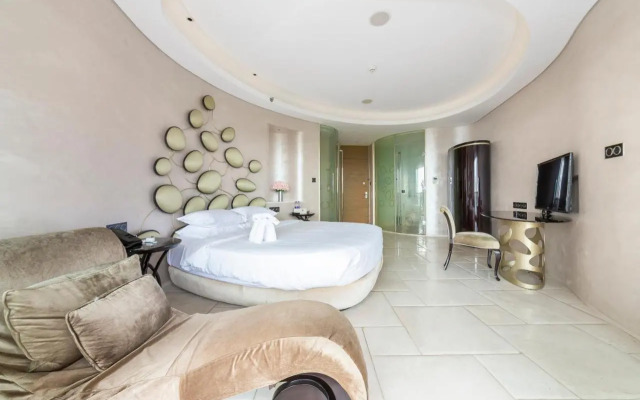 Sanya phoenix island yuejia holiday apartment