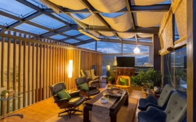 Lijianghai Boutique Holiday Hotel