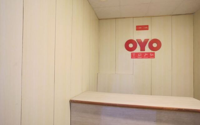 OYO 38417 Silver Villa