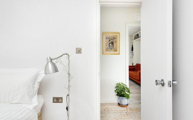 Stylish & Bright 2BR Flat in The Heart of Dalston
